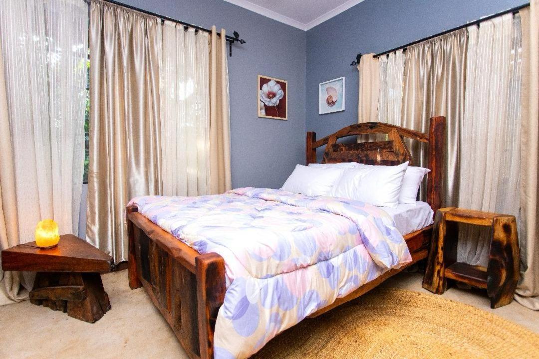 Moshi Urban Hostel And Backpackers Extérieur photo